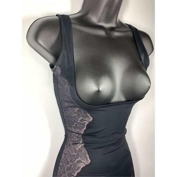 ASSETS by SPANX Women's Remarkable Results All-In-One Body Slimmer size large - Picture 2 of 10